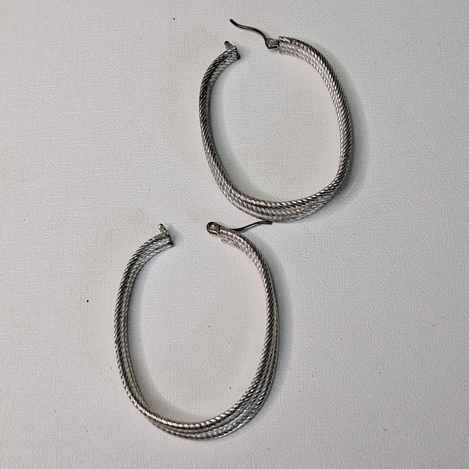 Silver Tone Textured Hoop Earrings Large Oval Diamond Cut Latch Back Vintage