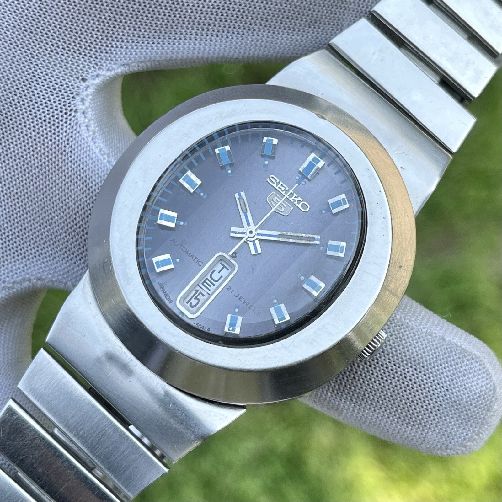 Rare Vintage Seiko 5 Diamatic Oval Shape Automatic Japan Men’s Watch 6319-5030