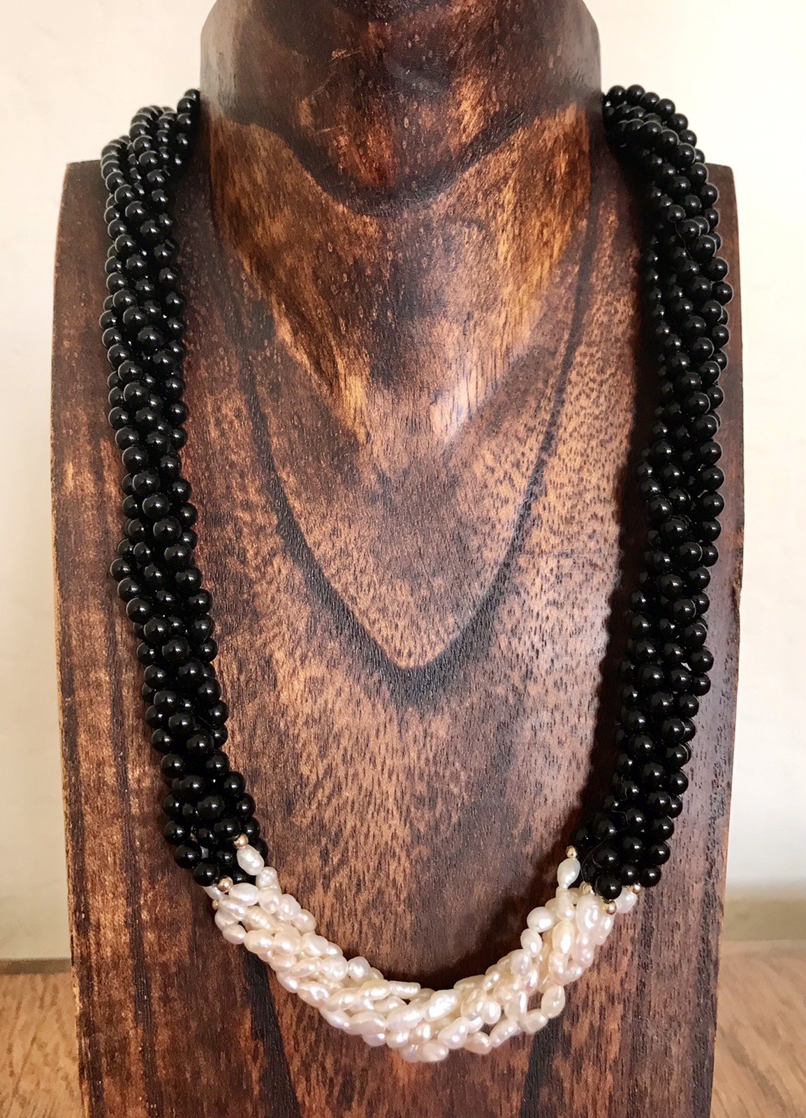 Vintage Freshwater Pearl Onyx Gold 6-Strand Necklace Choker 19″