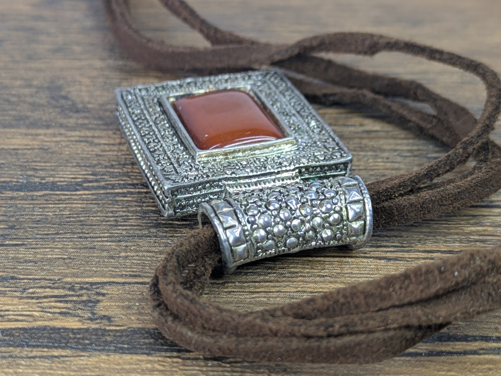 Vintage – 18″ Square Enamel Pendant Necklace, Triple Leather Stranded Chain