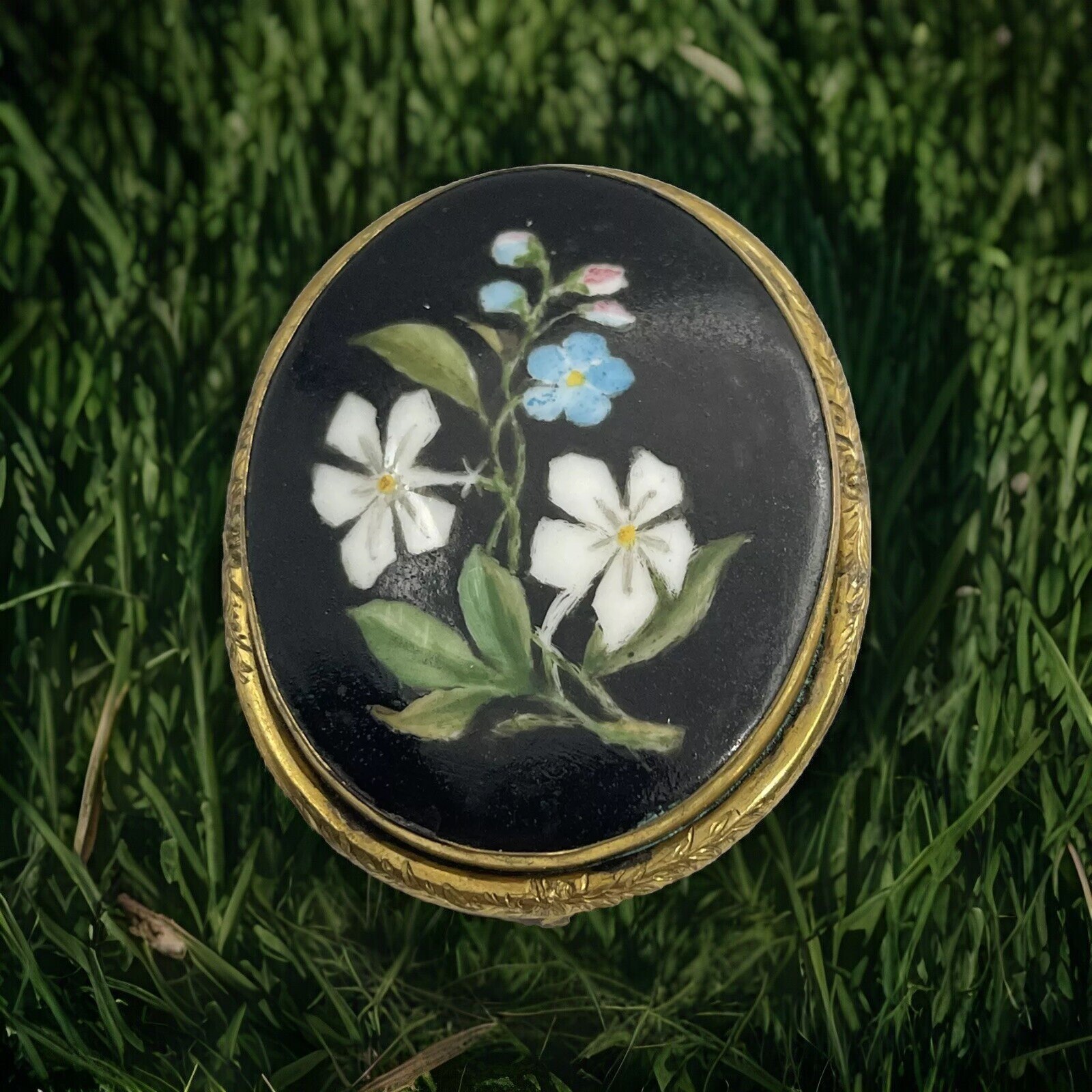 Antique Victorian HandPainted & Pietra Dura Flowers Goldtone Mourning Brooch