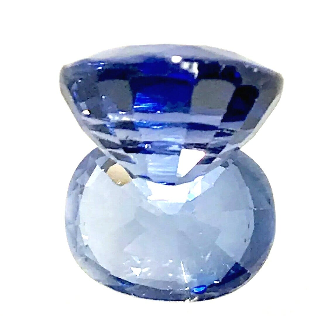 3.85 ct Natural Royal Blue Sapphire ,VVS,Excellent Oval Cut,9 mohs