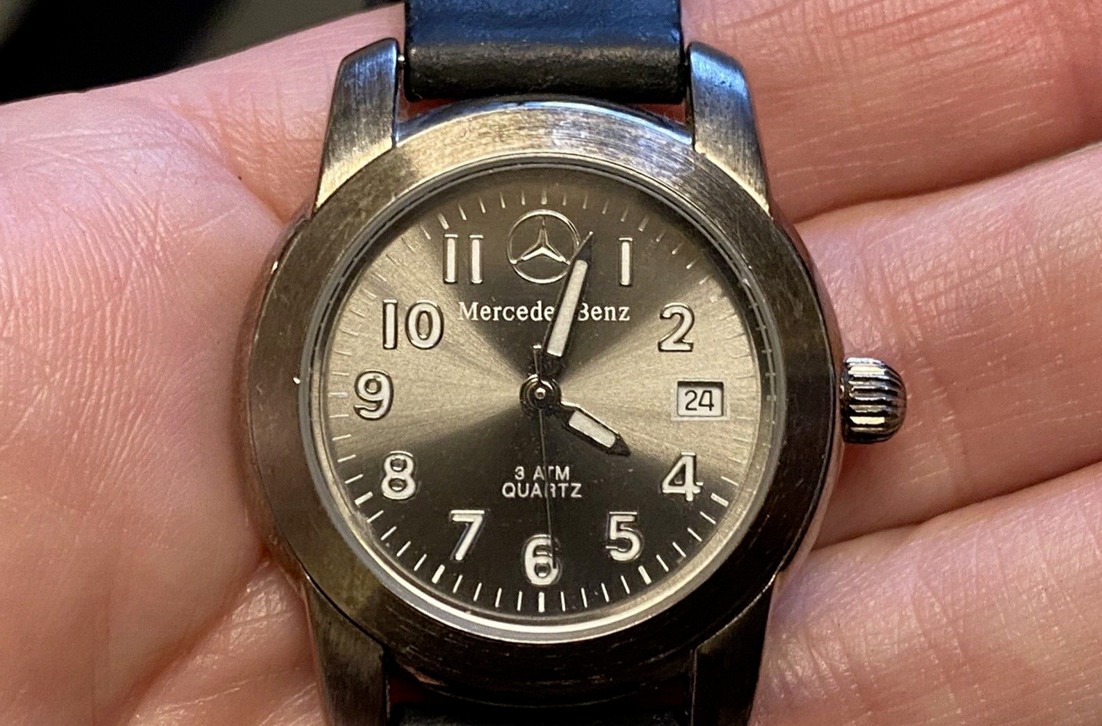 Women’s Classic Silver/Gray/Black Mercedes Benz-Water Resist-Quartz Watch.