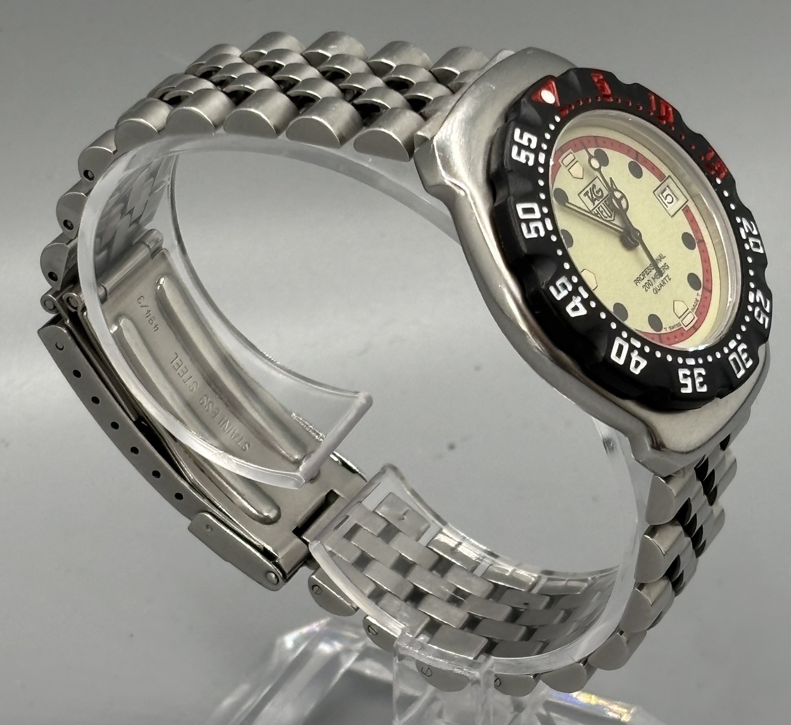 Tag Heuer Formula 1 – Ref: WA1211 – Full Lume Dial – 35mm Case – Steel Bracelet