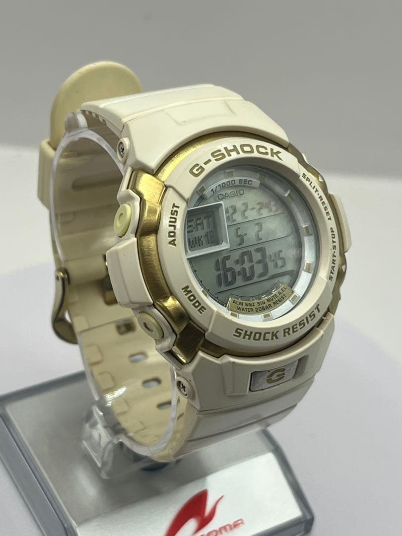 G-SHOCK Lovers Collection Model White/Gold Battery replaced Good condition