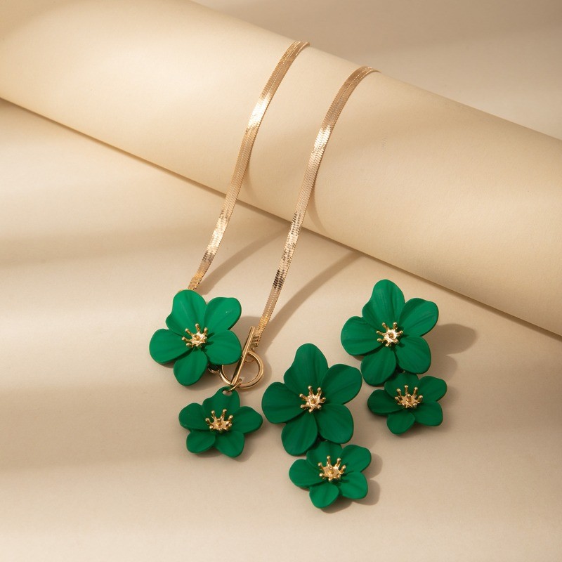 Women’s Fashion Elegant Green Flower Pendant Necklace Earring Set Gift Alloy