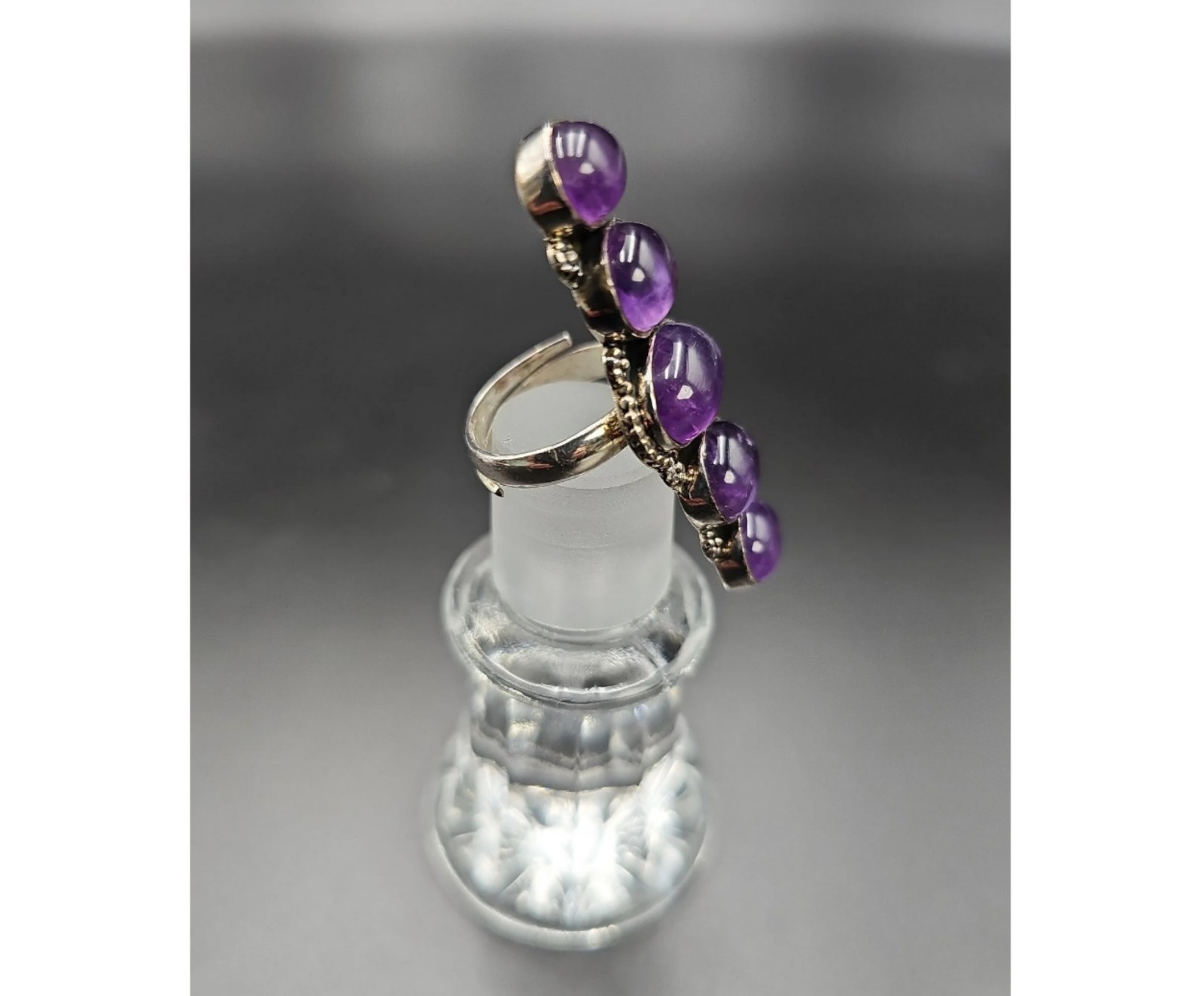 Stunning 925 Sterling Silver Five-Stone Amethyst Cabochon Statement Ring