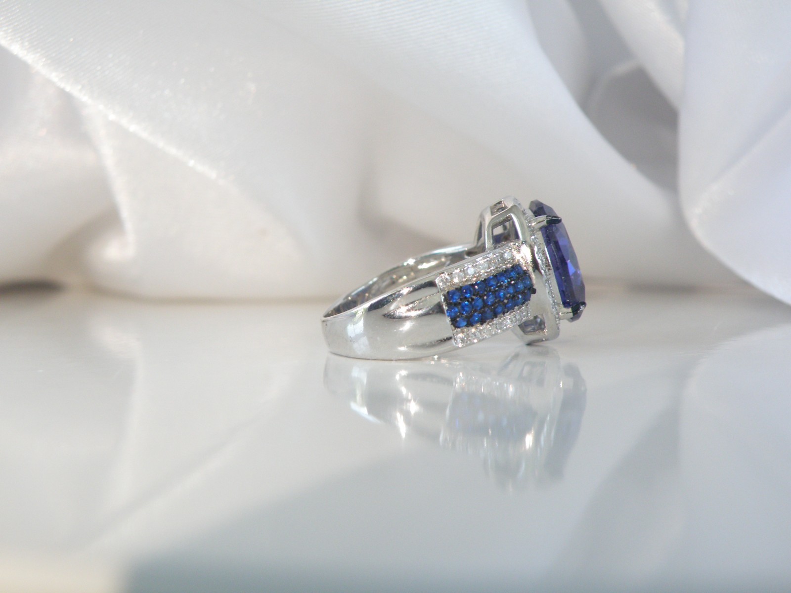 Sterling Silver 925 Lab Created Tanzanite CZ Blue Spinel Halo Ring Size 6