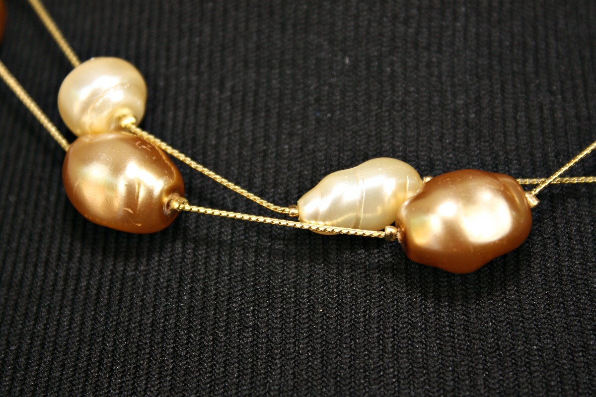 DABBY REID Signed 2 Strand Necklace Golden Chains Cream Beige Faux Pearl Beads