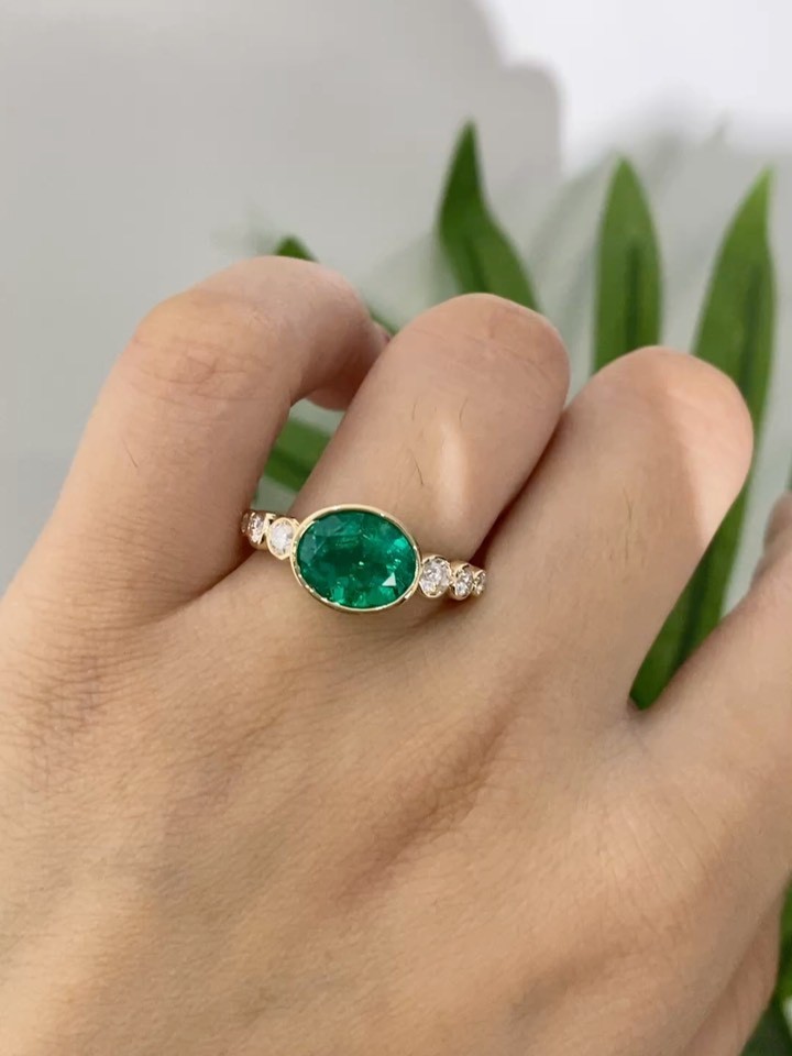 Oval Cut 4.50 Ct Green Emerald Ring Solid 14K Yellow Gold Anniversary Gift Her