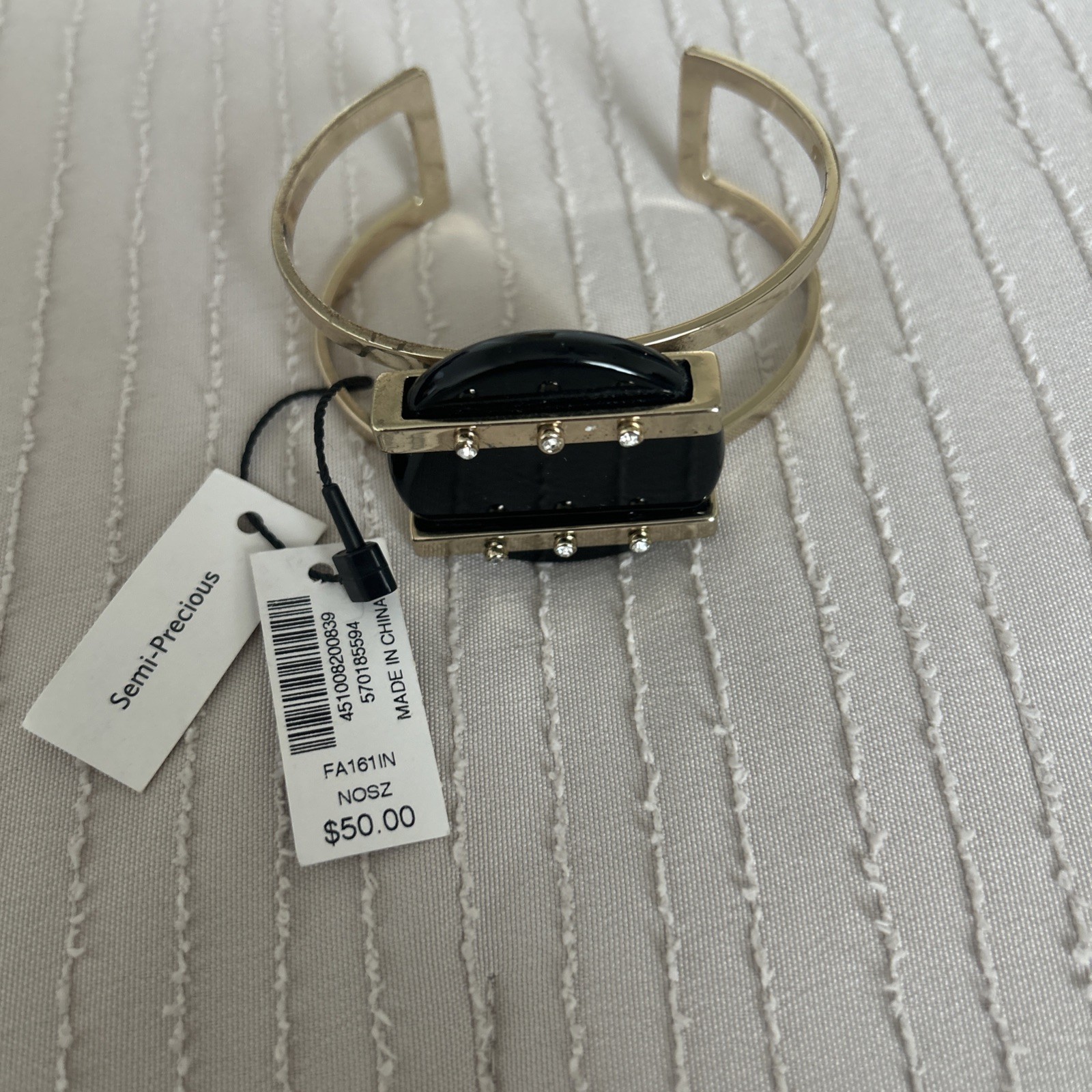 White House Black Market – Gold Cuff Bracelet Black Stone Rhinestone New