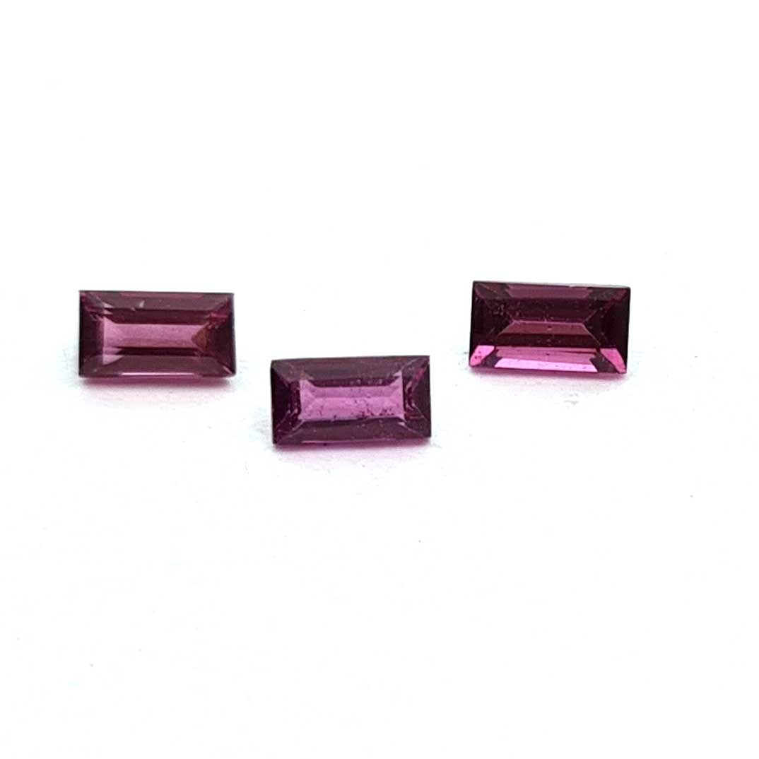Natural Rhodolite Garnet Baguette Cut Loose Gemstone 3 Pcs 2.5*4.5 MM 0.50 CT