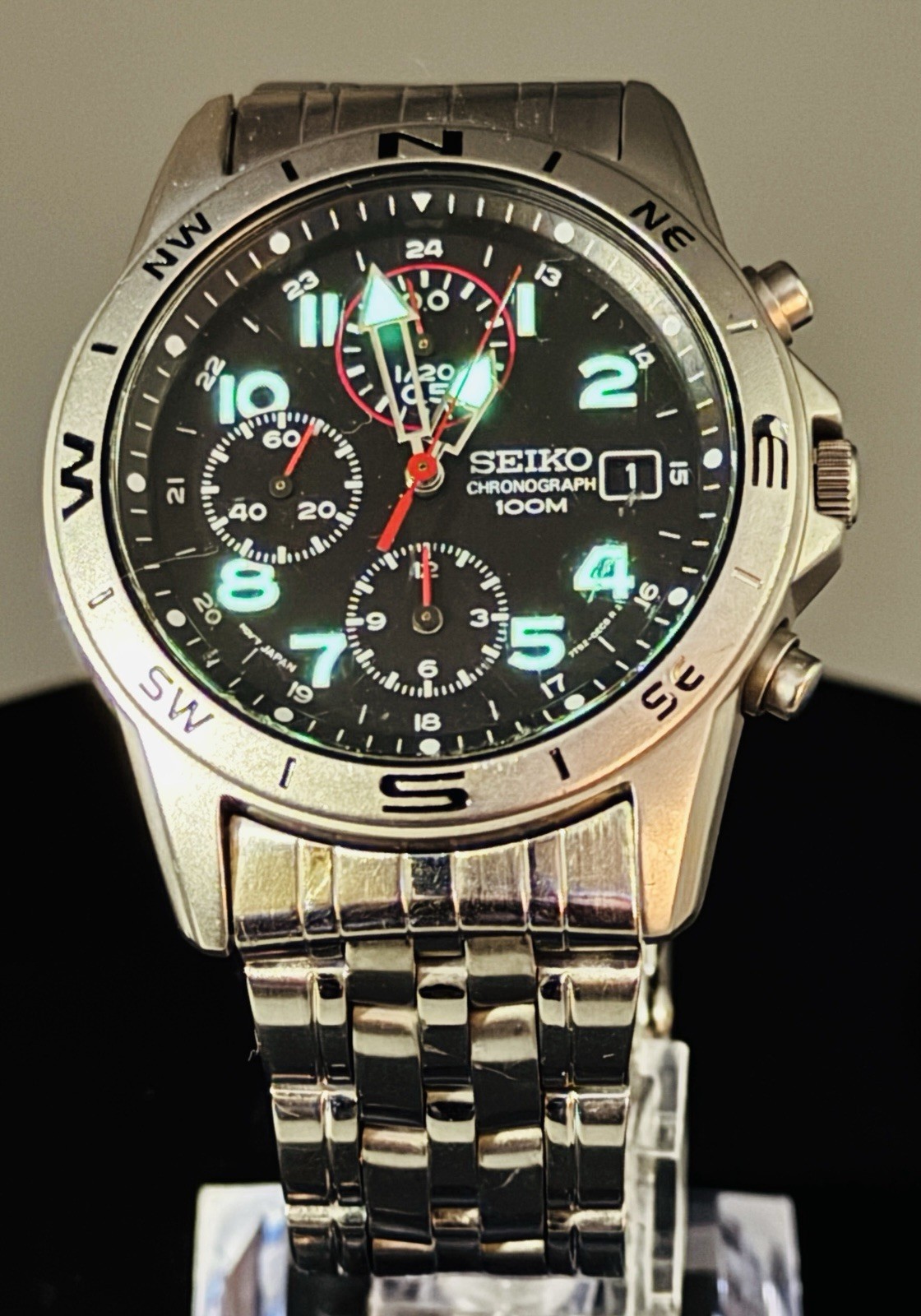 Seiko Watch Chronograph Black Dial Compass Bezel 100M Stainless Steel SND375P1