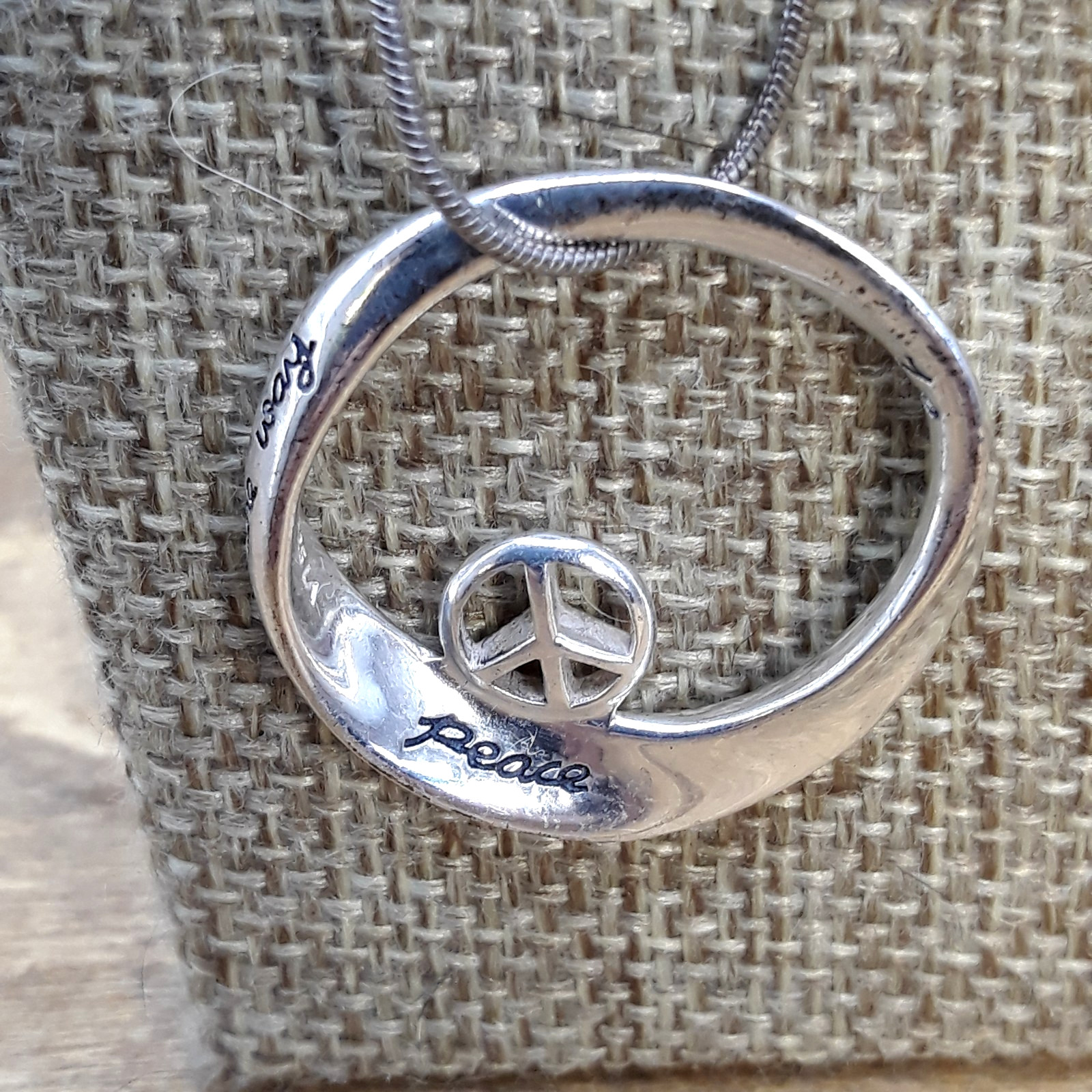 Vintage LA Studio Signed Sterling Silver Peace Slide Pendant Necklace 18″