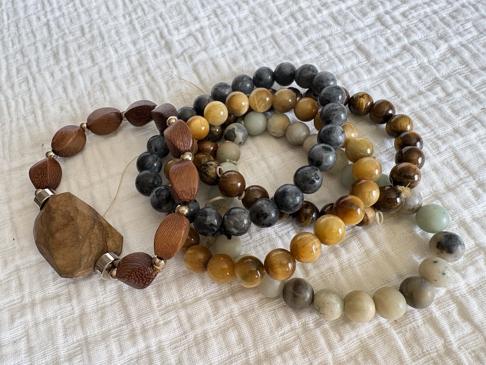 Vtg Boho Bracelets 1-2 Lbs Sell Craft Wear Cuffs Gemstone Beads Charms Untangled