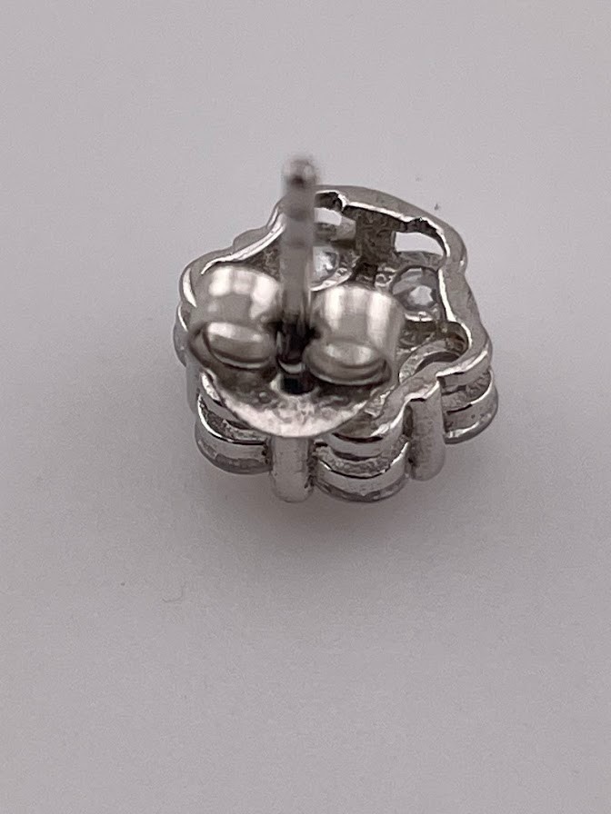 FUZION CREATIONS 925 STERLING SILVER CZ ROSETTE POST EARRINGS ELEGANT 1900