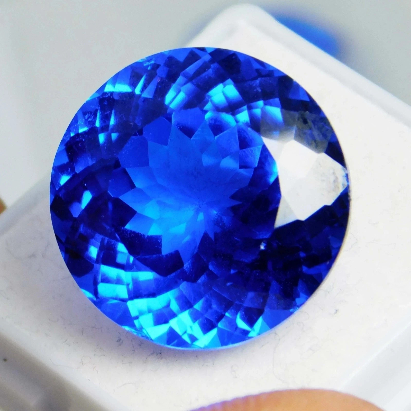 Certified 10 Ct+ AAA+ Natural Lustrous Blue Tanzanite Round Cut Loose Gemstone
