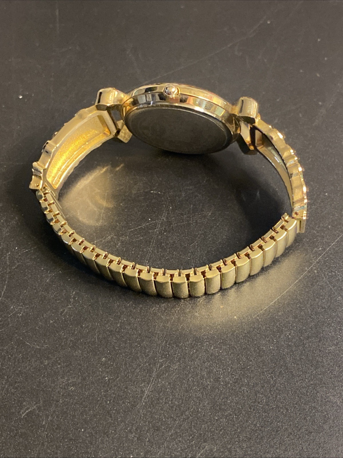 Varsales Watch # V6239-10 Ladies New Battery Gold Tone