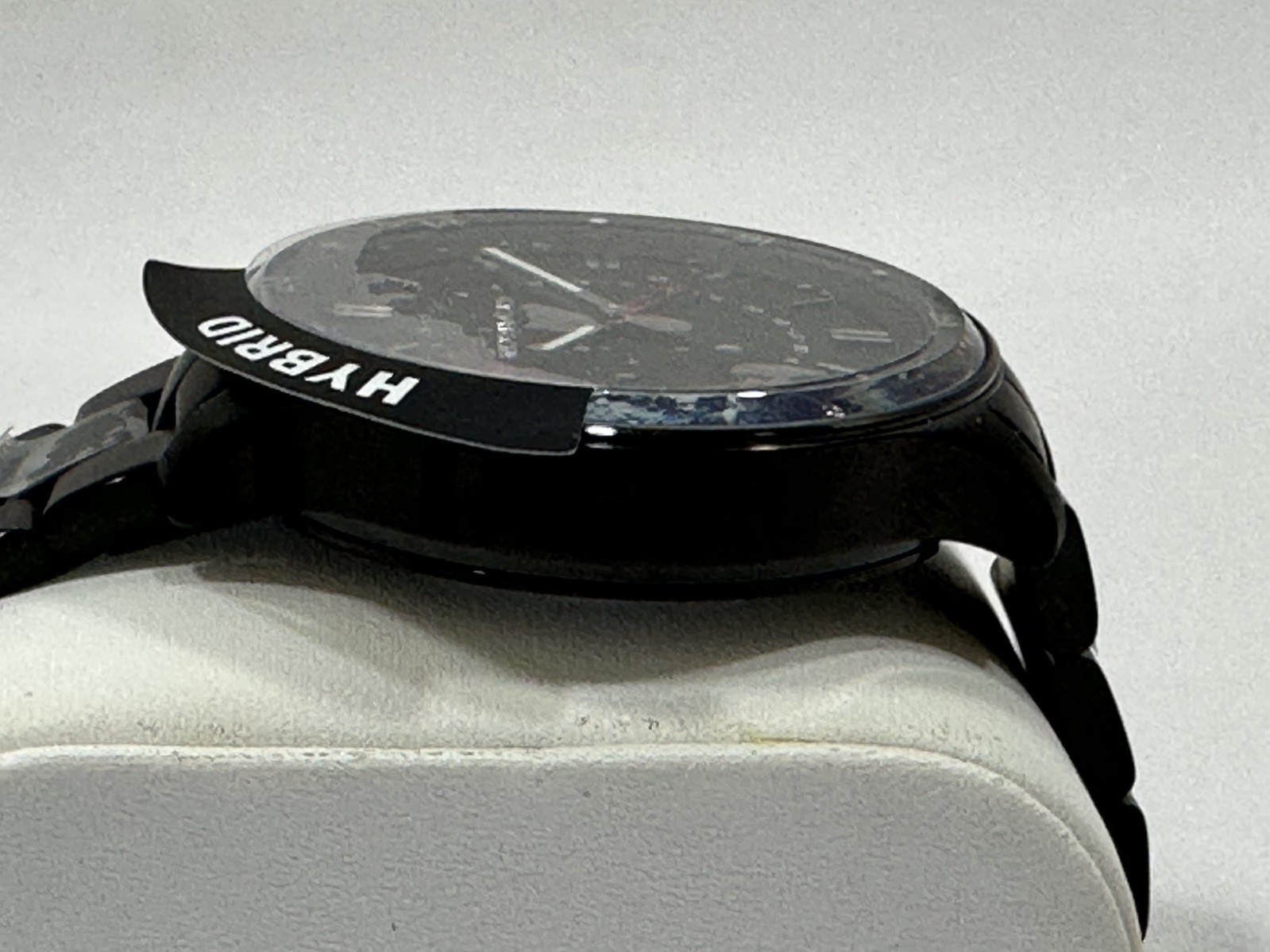 Authentic Michael Kors Access Men’s Reid Black Hybrid Smartwatch – MKT4015