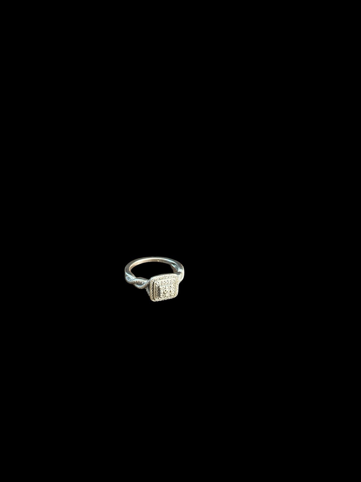 Sterling silver ring Clear Pavé Cluster Cocktail Stackable Ring Size 7