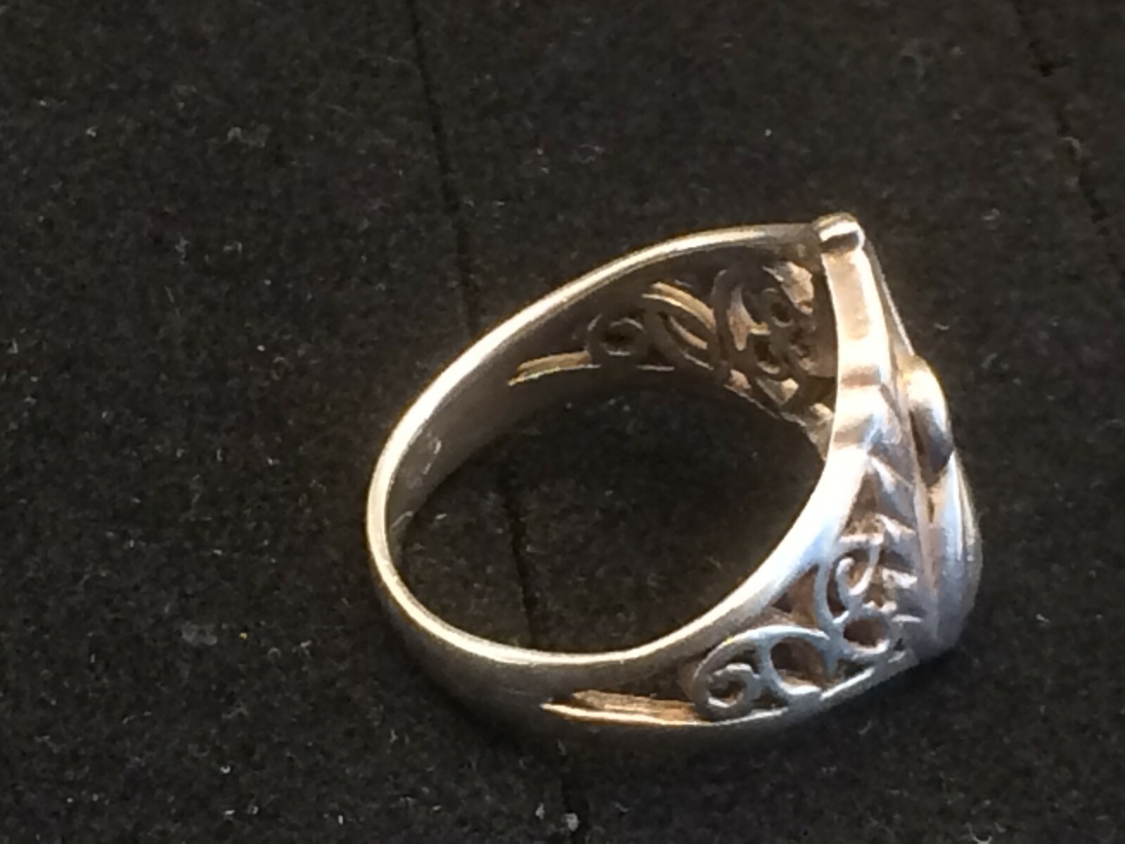 Cute Silver Swan Ring 925 Hallmarked Silver 4.6g 19mm Inner Breakthrough Colour