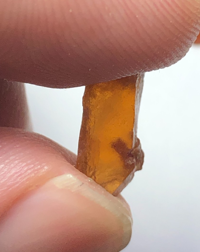 127carat Natural facet rough quality hessonite garnet from Africa loose gemstone