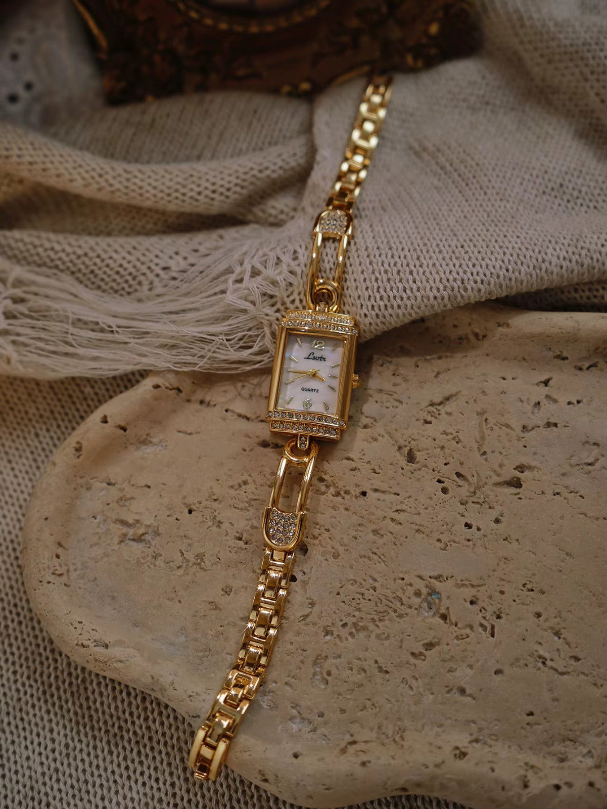 Gold Vintage Style Unique Women’s Wrist Watch Mother of Pearl Dial