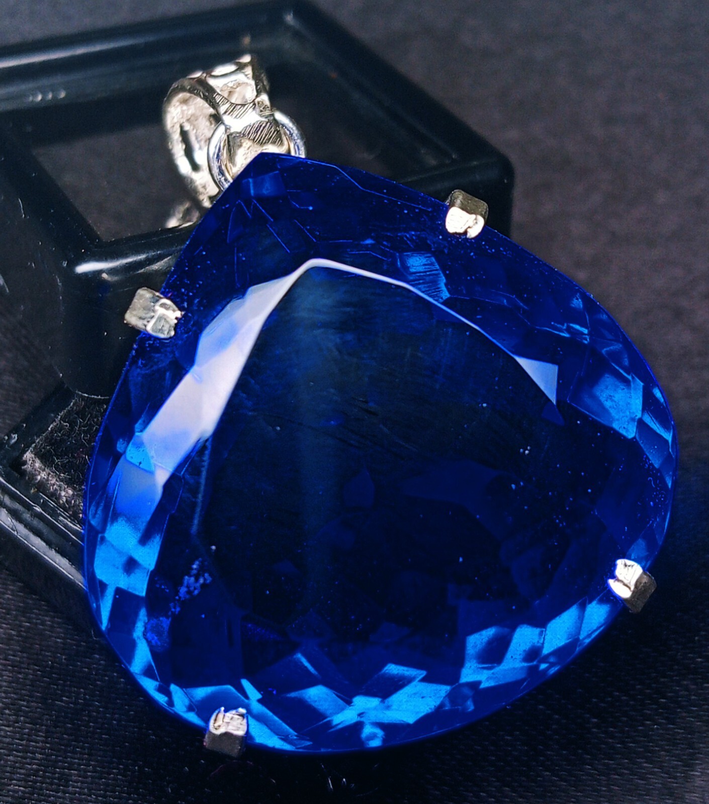 110 Ct Natural Blue Topaz Pear Cut Loose Gemstone Locket Pendant EGL Certified