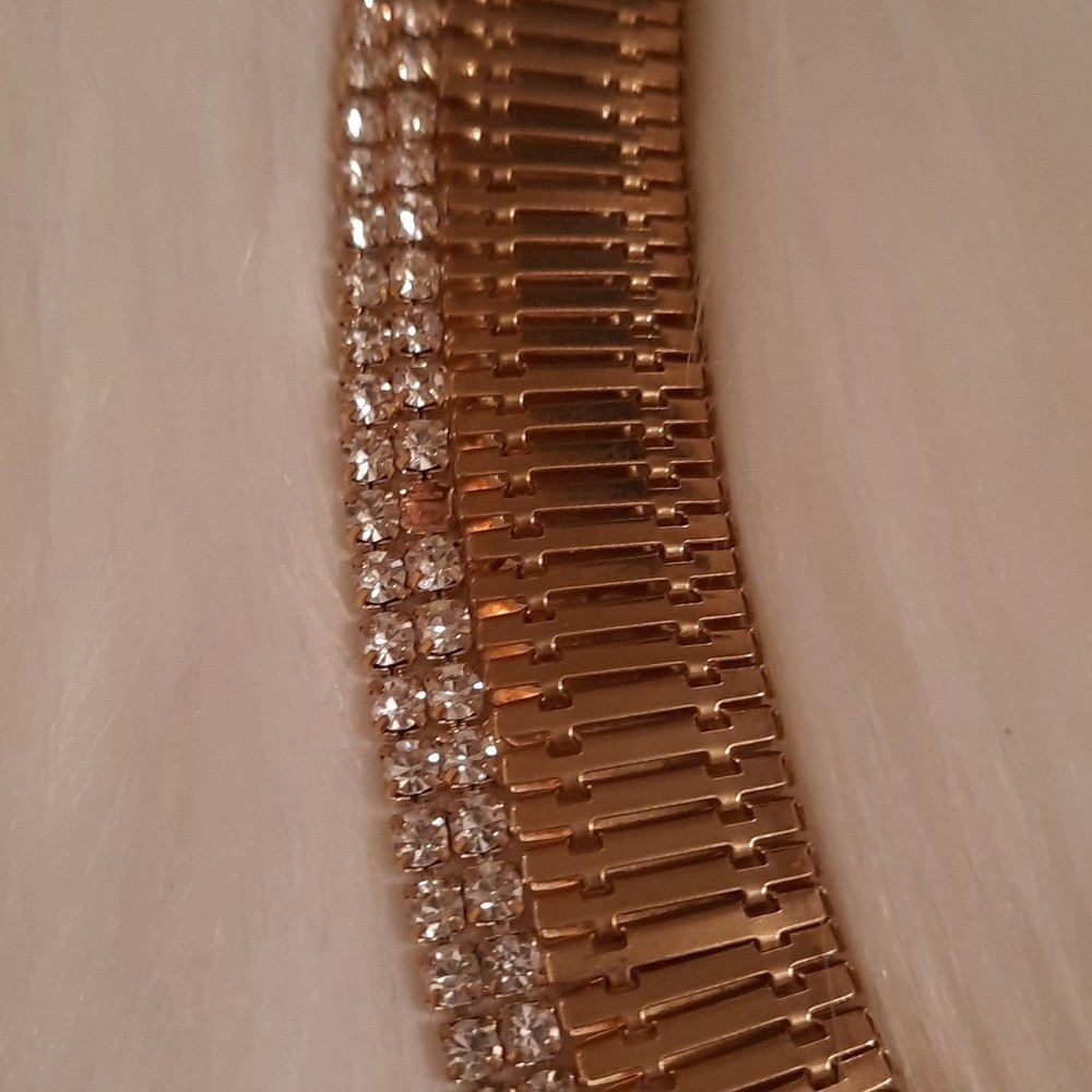 Cz goldtone accordian style choker collar bib necklace adjustable length