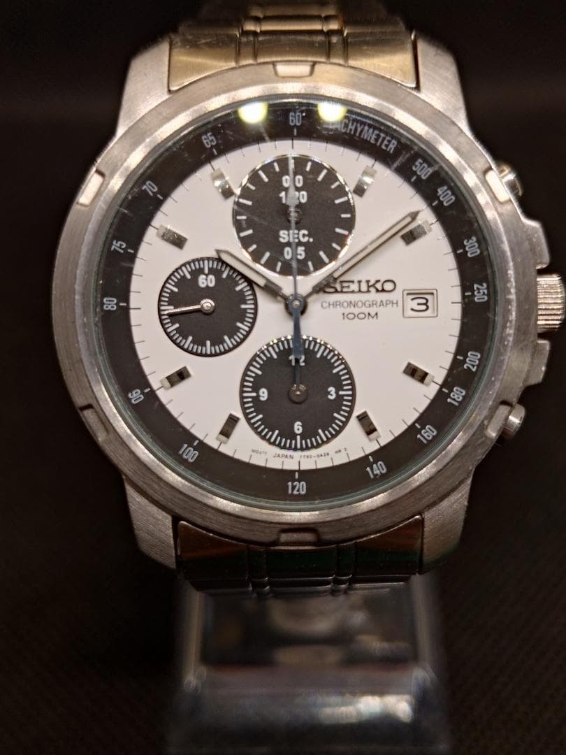 SEIKO 7T92-0BF0 Chronograph Panda Dial Date Quartz Men’s Vintage Watch 39mm