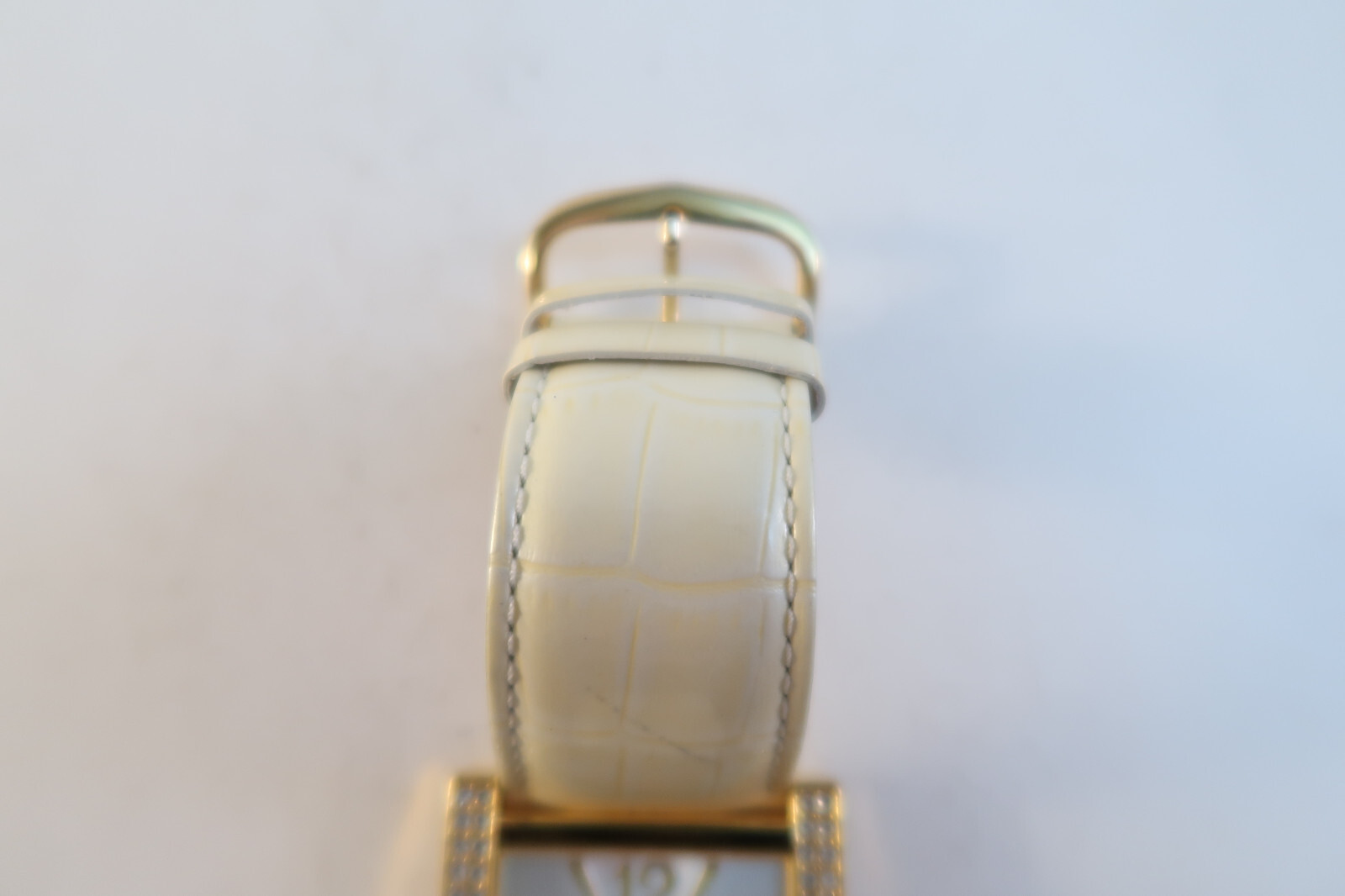 Joan Rivers Classics Women’s Watch V377 Rhinestone Quartz White Band Gold Tones