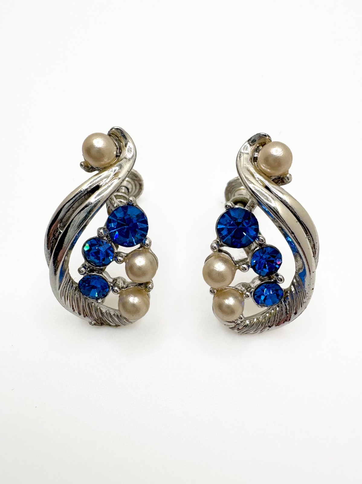 Vintage STAR Faux Pearl Blue Rhinestone Screwback Earrings Silver Tone Signed