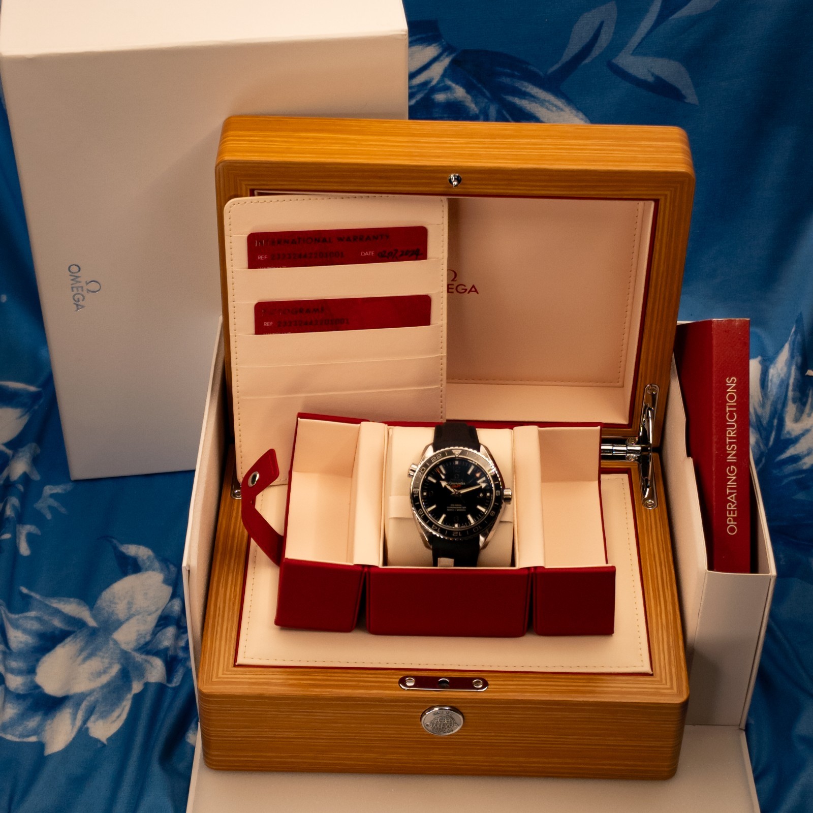 2024 Omega Seamaster Planet Ocean 43.5mm 600M GMT 232.32.44.22.01.001 Full Set