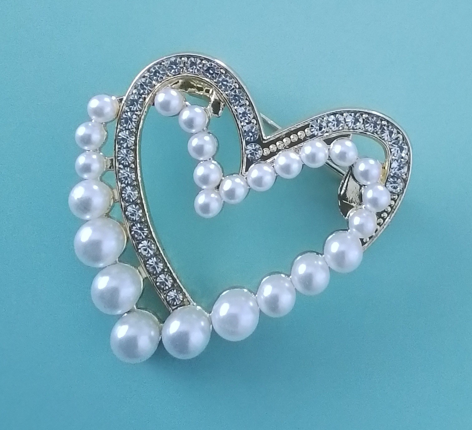 Faux Pearl / Diamante Double Heart Brooch