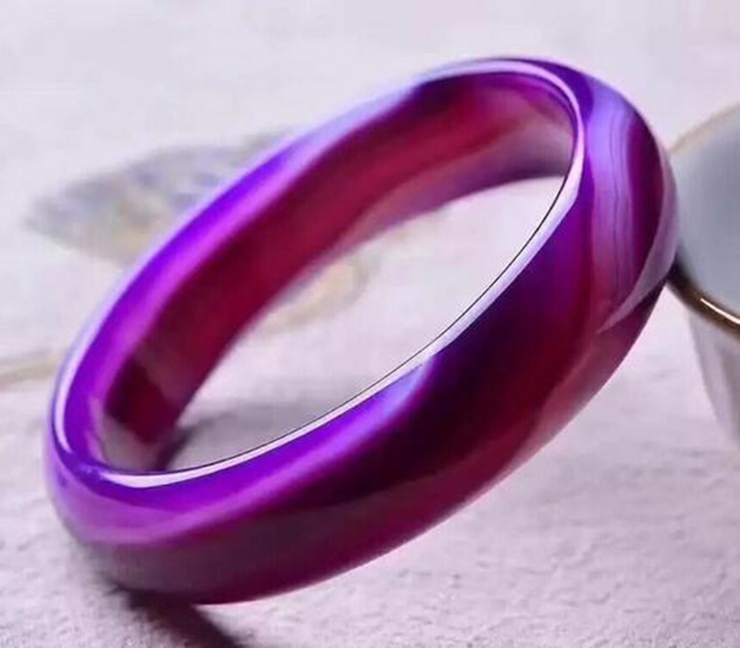 Beautiful Natural Lavender Purple Stripe Agate Gems Bangle Bracelet 56-64mm AAA
