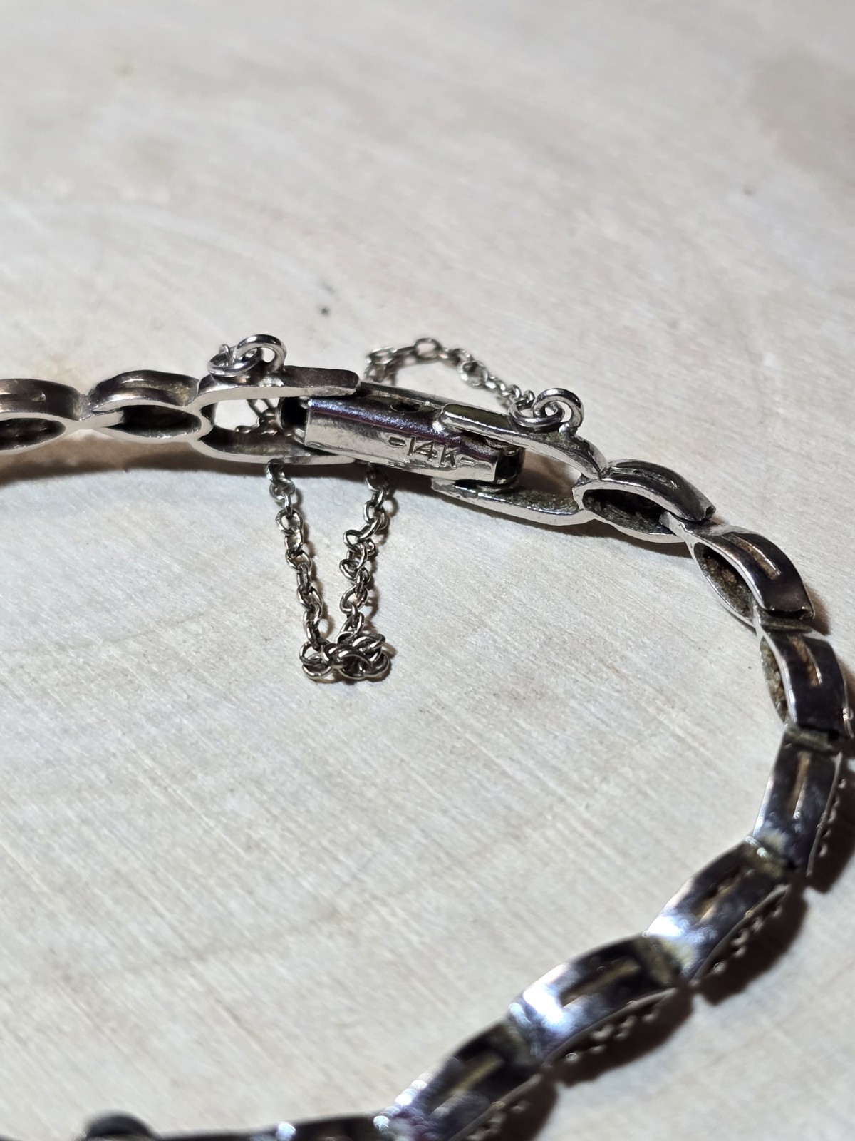 VTG WITTNAUER 14K WHITE GOLD DIAMOND LADIES Cocktail Watch Non-working 15.42g