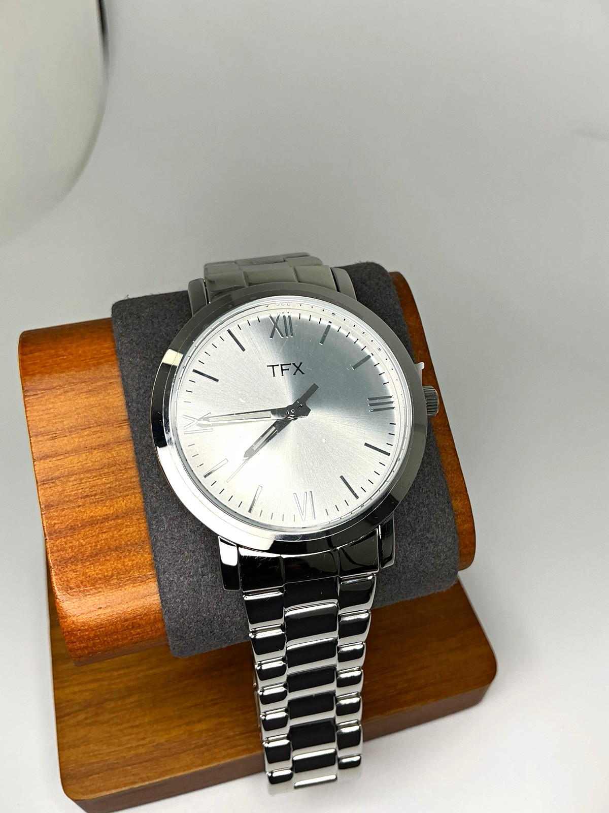 TFX Unisex Analog Quartz Watch Silver Sunburst Dial Roman/Stick Metal Bracelet