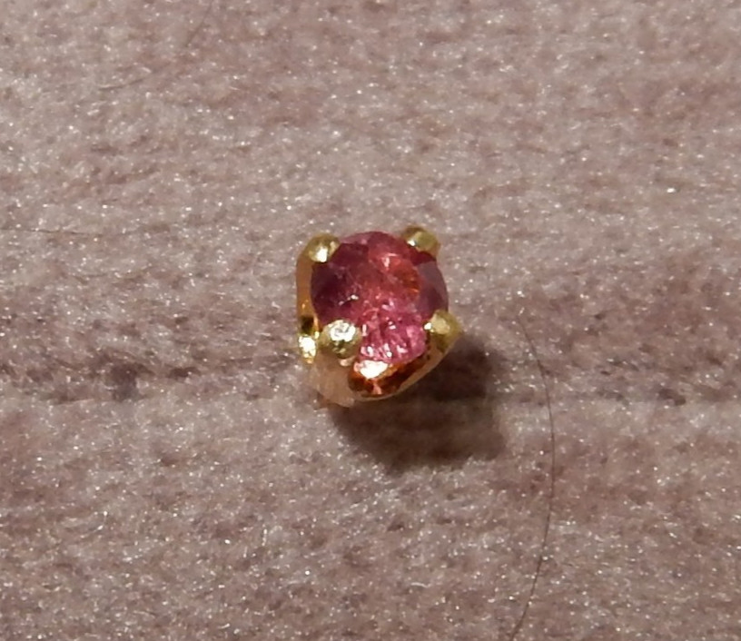 14k YELLOW GOLD DARK PINK WATERMELON TOURMALINE STUD EARRING (2.1mm) NOS