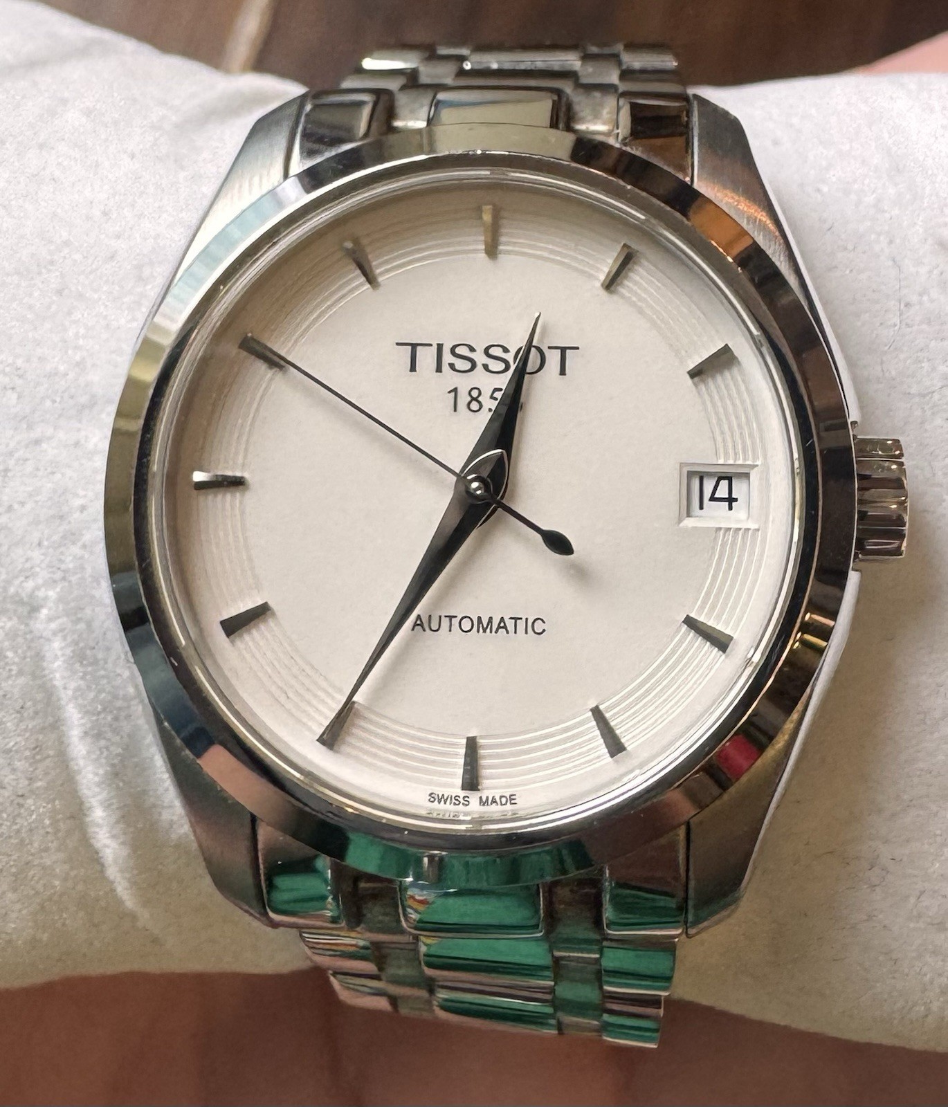 Tissot Couturier Automatic Date Ladies Watch T035.207.11.051.00