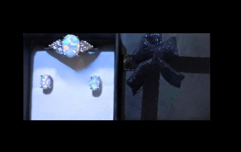 DEAL! Dazzling White Fire Opal CZ Ring Size 9.5 & Earrings Set