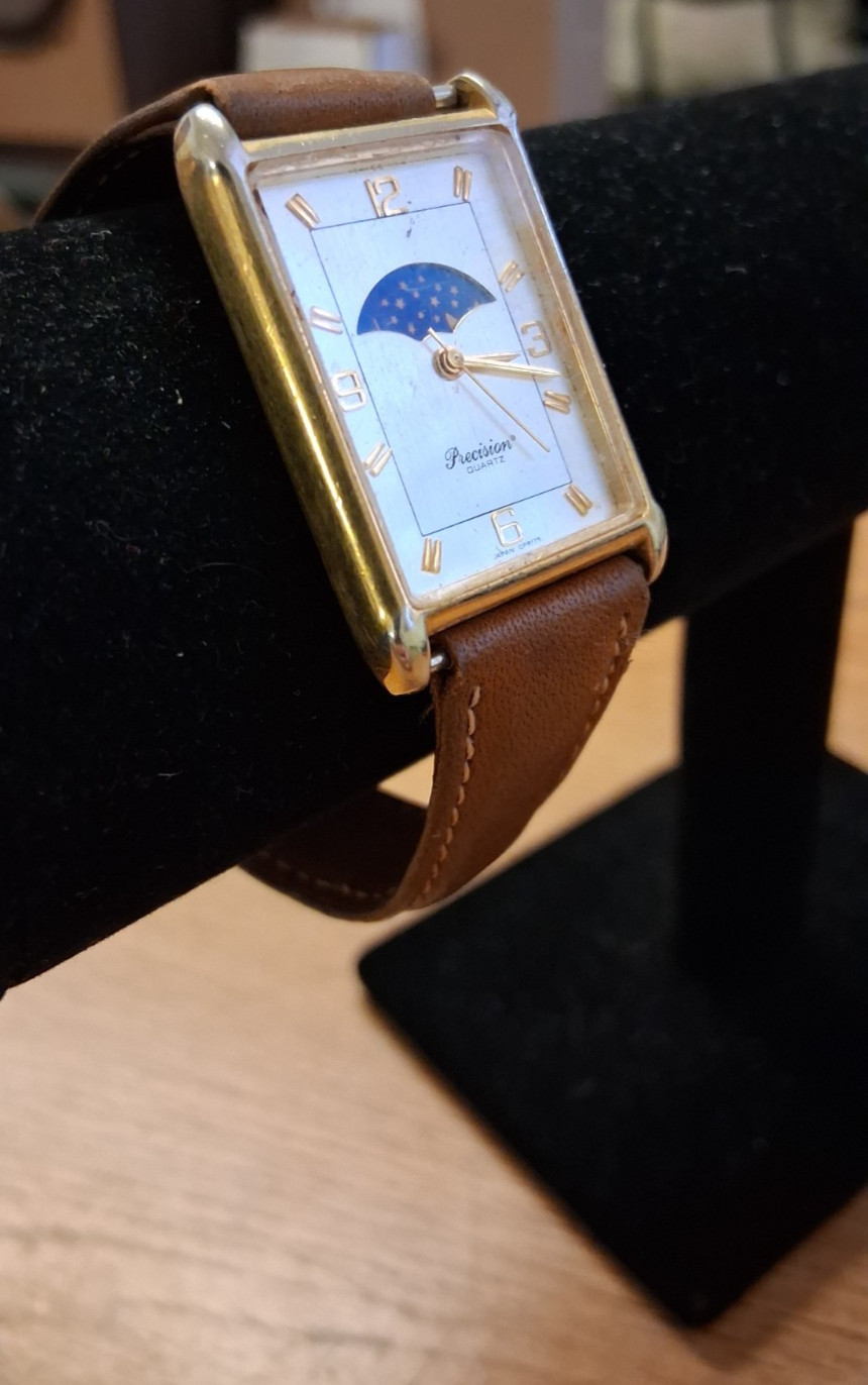 VINTAGE PRECISION QUARTZ BY GRUEN WRISTWATCH MOON PHASE RECTANGULAR TANK WATCH