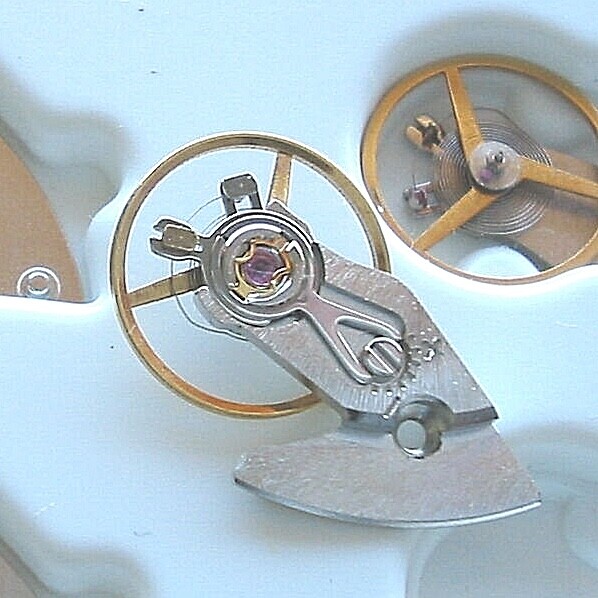 ETA 2892-2, 2892 A2; new balance wheel and bridge TAG-Heuer no pattern on bridge