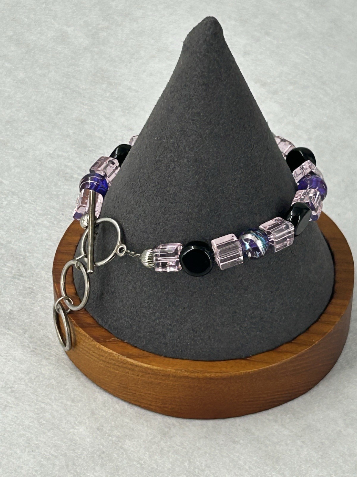 Handmade Shades of Purple Glass Bead Bracelet