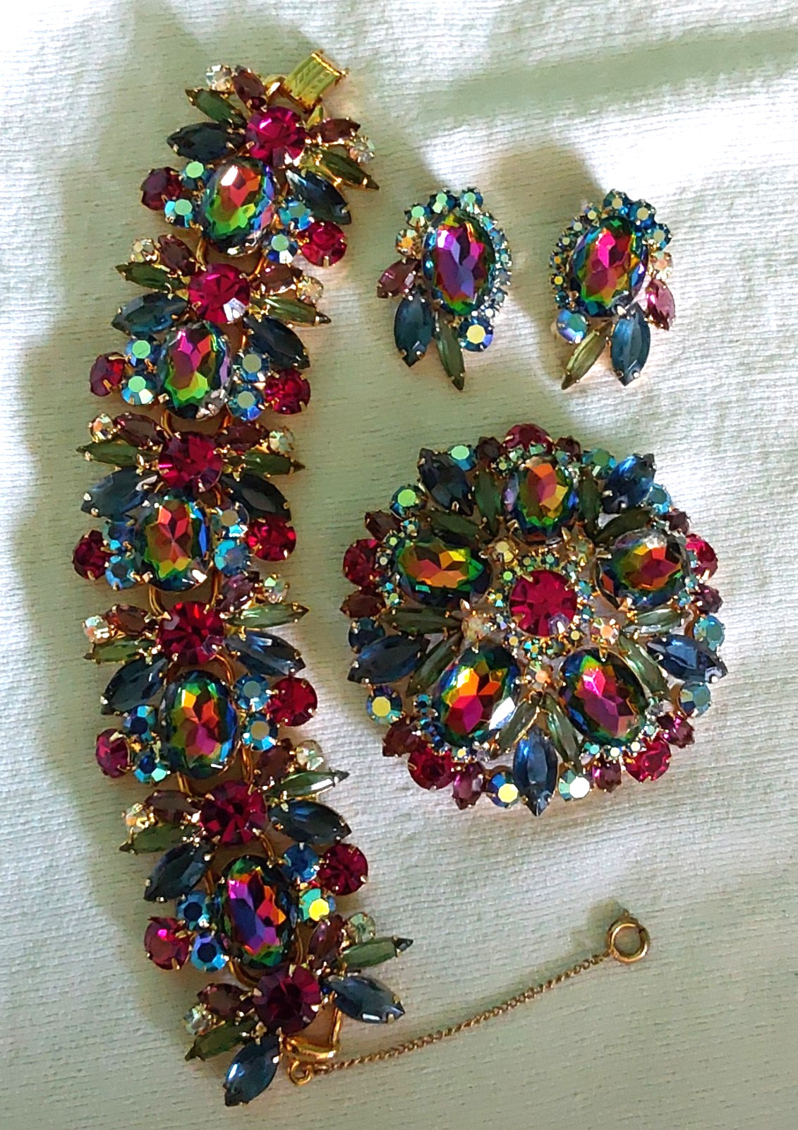 Juliana Rhinestone BRACELET BROOCH EARRING SET Book Pcs Watermelon Vitrail Rare