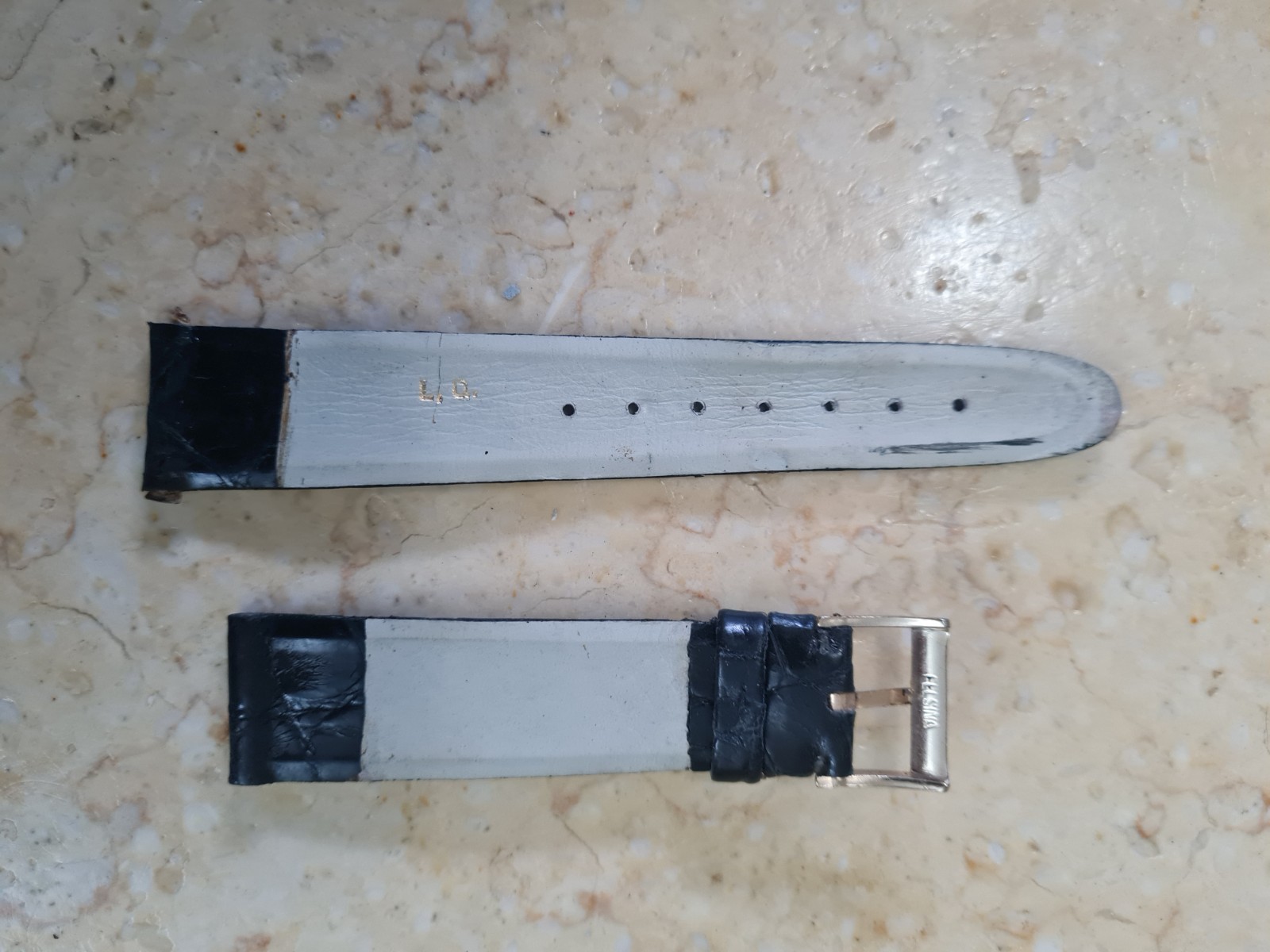 1 REAL CROCODILE SKIN STRAP 20mm. Vintage Genuine Leather Watch