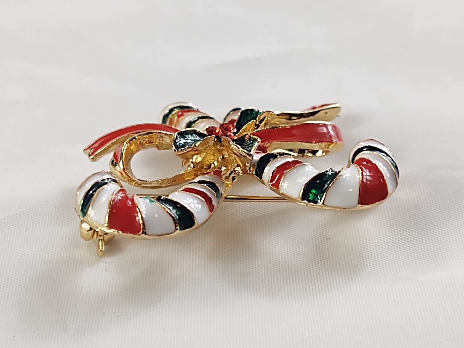 Christmas Holidays Double Candy Canes With Red Bow Brooch Pin Costume Jewelry