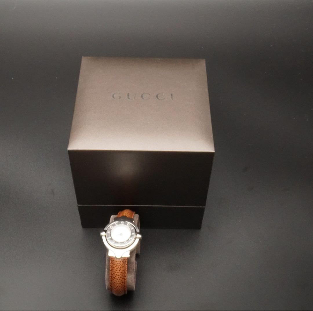 Gucci 6600L Turnface Brown Quartz Wristwatch Bangle Box Japan 0713258