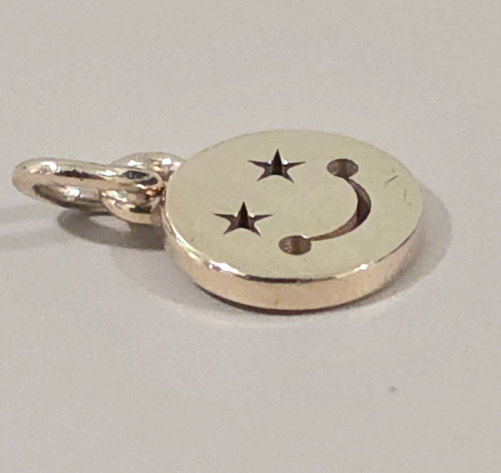 14k Yellow Gold Smilley Face Emoji Charm With Stars