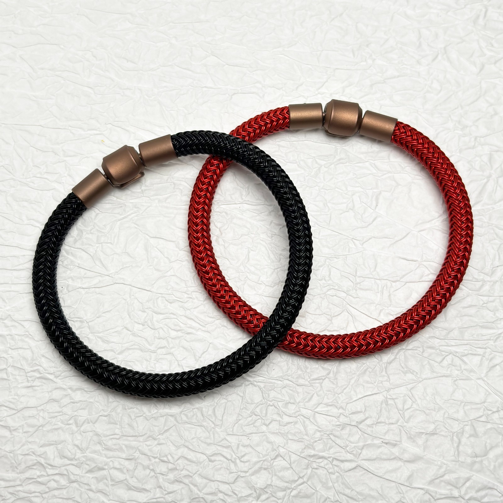 Chow Sang Sang Charme XL 5mm Braided Stainless Steel Bracelet-Black, red 19cm