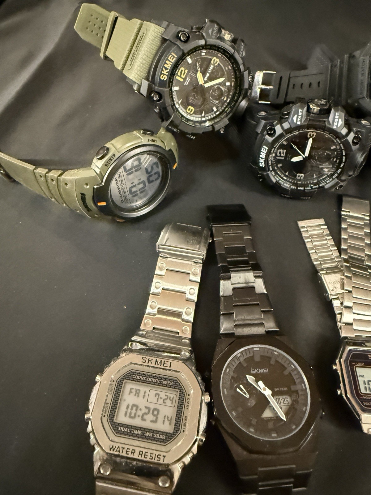 SKMEI Mixed Lot 9 Wristwatches Analog & Digital, Unisex Adults